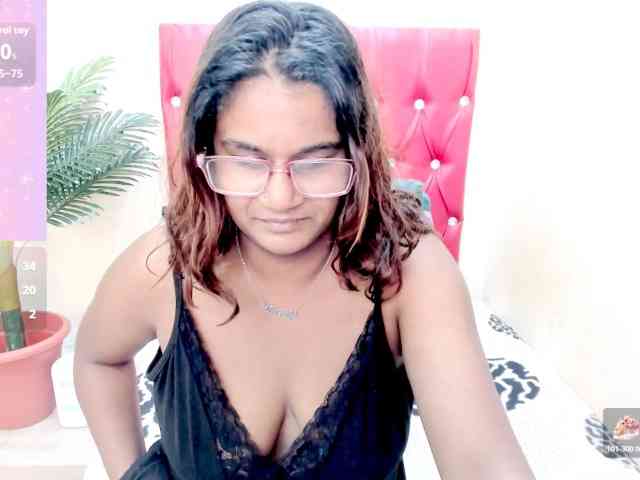 strawberrylips webcam