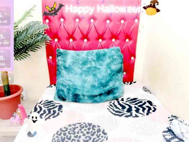 strawberrylips webcam