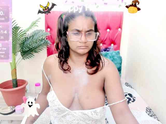 strawberrylips webcam