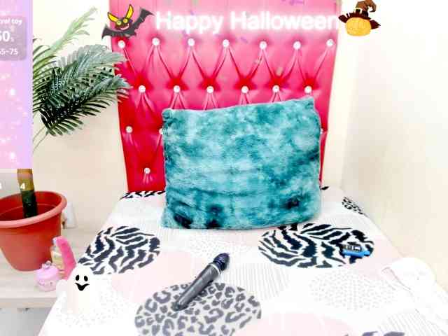 strawberrylips webcam