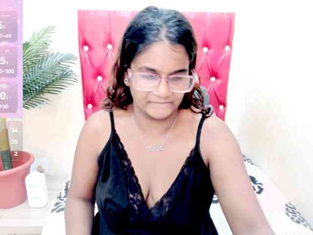 strawberrylips webcam