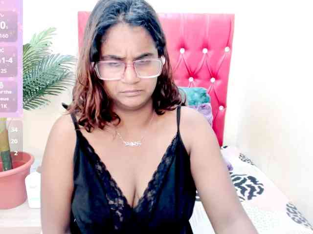 strawberrylips webcam