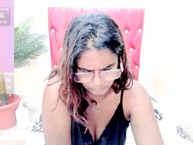 strawberrylips webcam