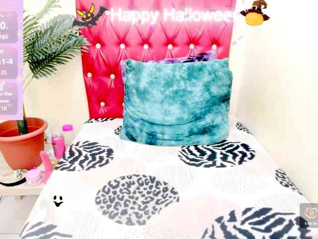 strawberrylips webcam