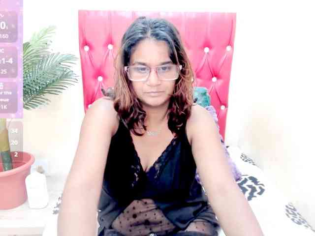 strawberrylips webcam