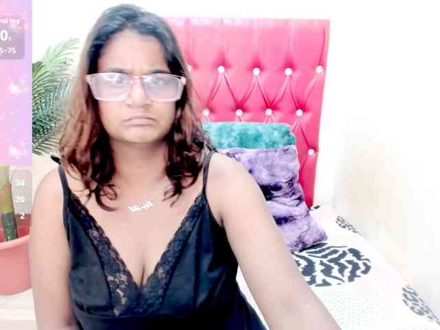 strawberrylips webcam