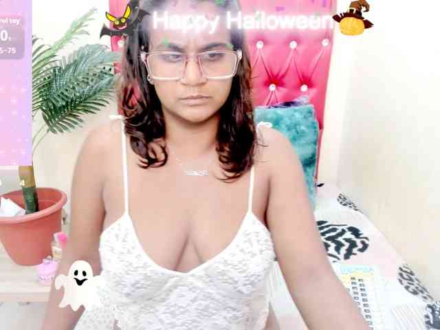 strawberrylips webcam