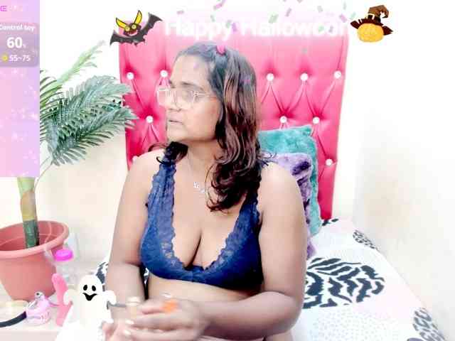 strawberrylips webcam