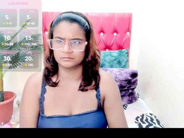 strawberrylips webcam