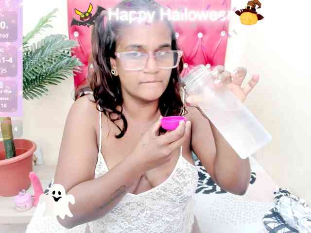 strawberrylips webcam