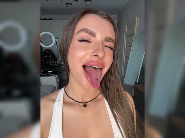 Idź na czacie BonnieMur BonnieMur