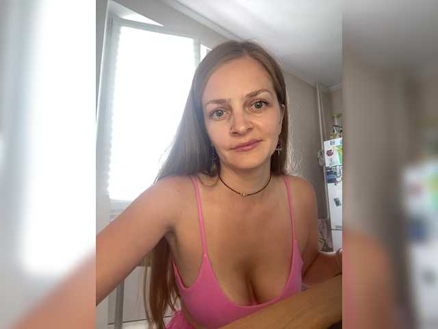 KiraMaxi webcam