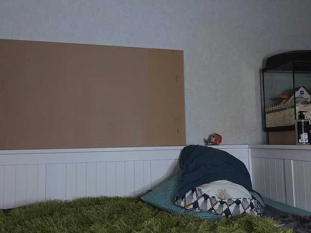 Entra en el chat con el modelo Z0mb1el0ll1 Z0mb1el0ll1