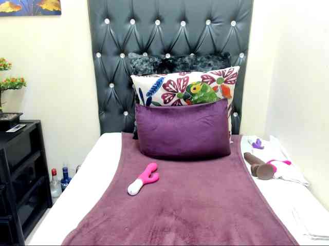temptressqeen webcam