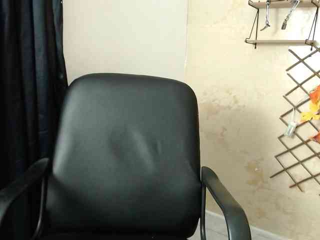 PerlaStonee webcam