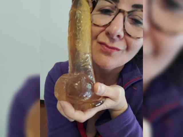 ElitalianMilf webcam