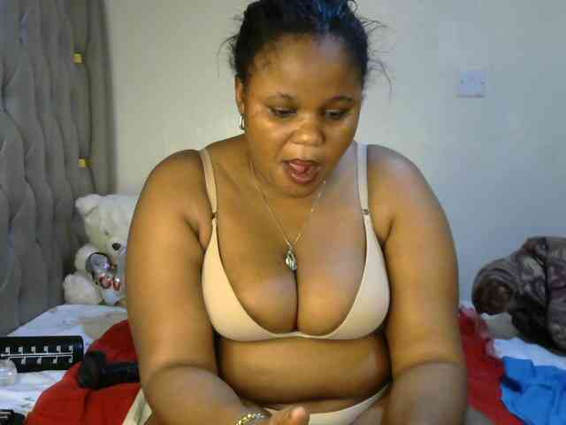Ebonycatalia4 webcam