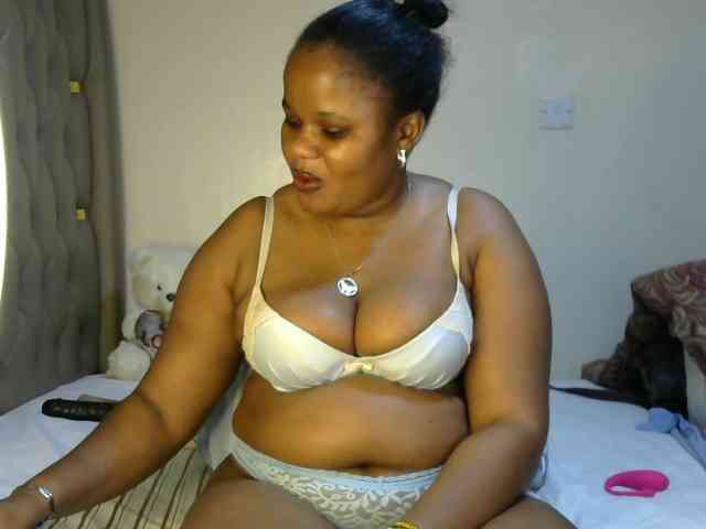 Ebonycatalia4 webcam