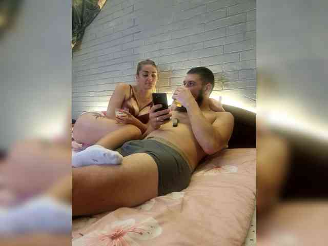 SweetCoople webcam