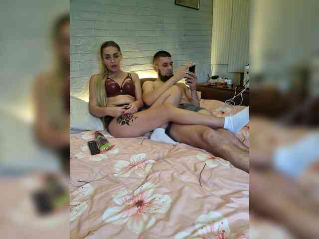 SweetCoople webcam