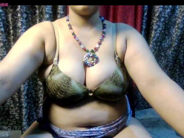 Naughtyladki webcam