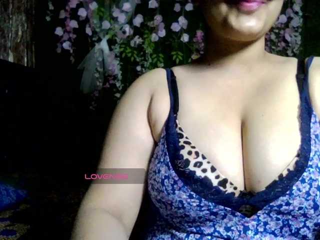 Naughtyladki webcam
