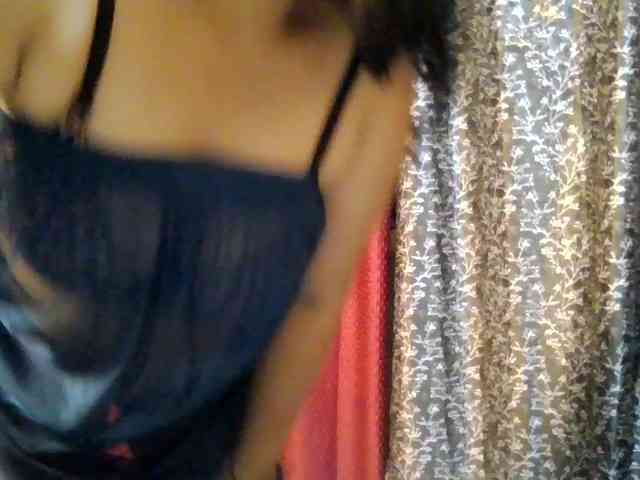 Naughtyladki webcam