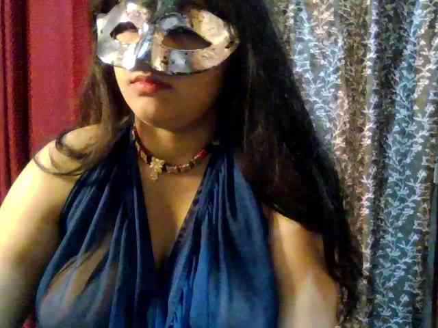 Naughtyladki webcam