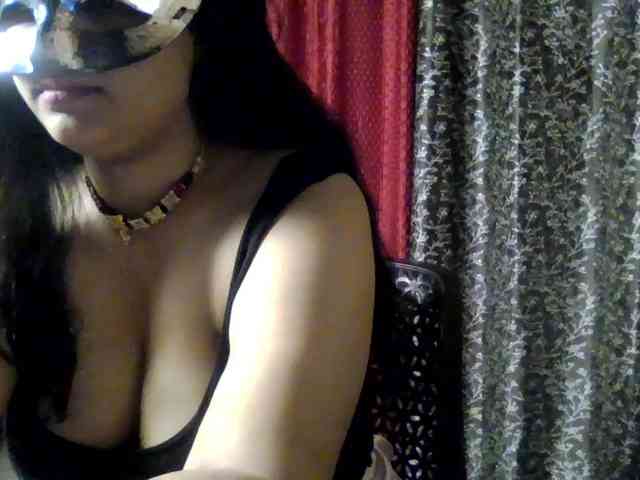Naughtyladki webcam