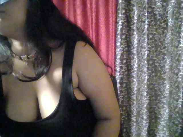 Naughtyladki webcam