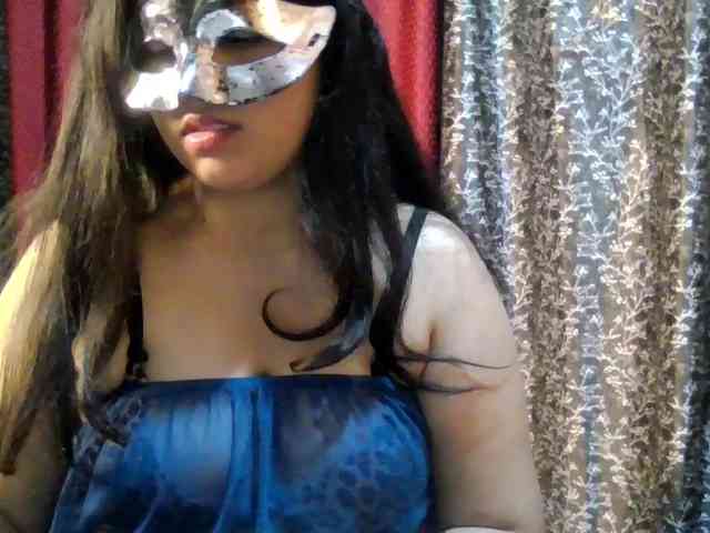 Naughtyladki webcam