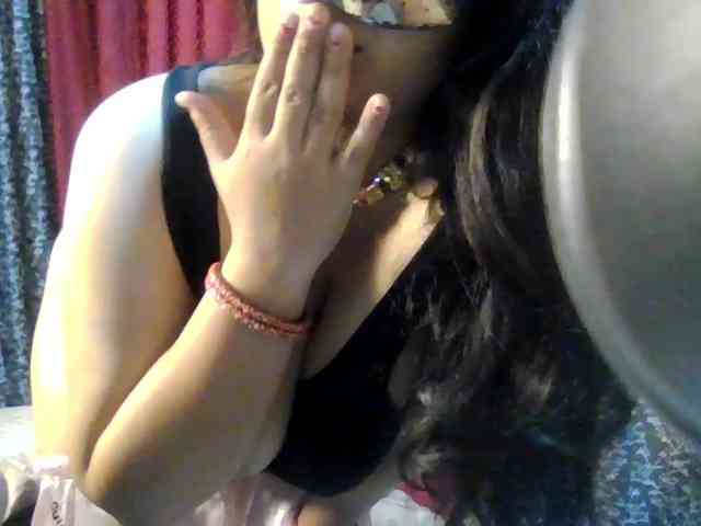 Naughtyladki webcam