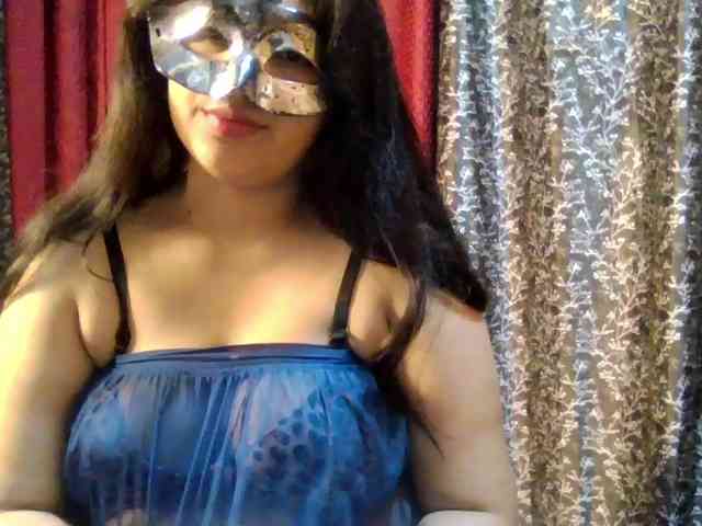 Naughtyladki webcam