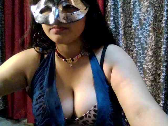 Naughtyladki webcam