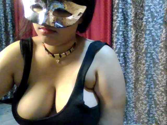 Naughtyladki webcam