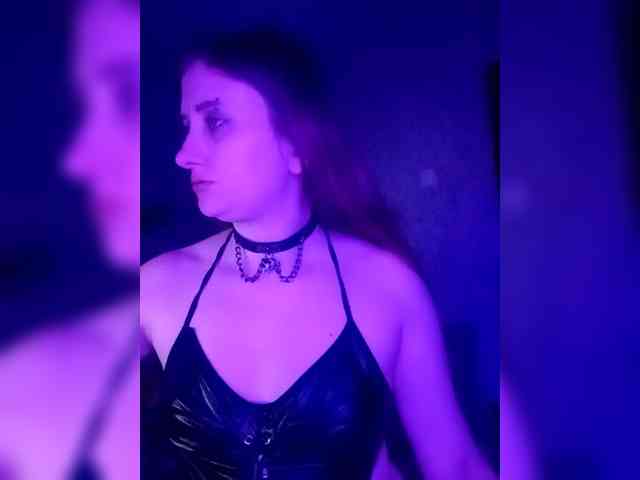 Lostcherry8 webcam