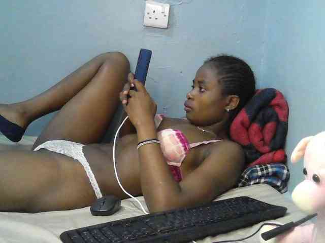 sweet-cherrie webcam