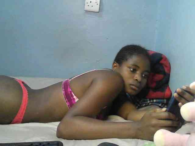 sweet-cherrie webcam