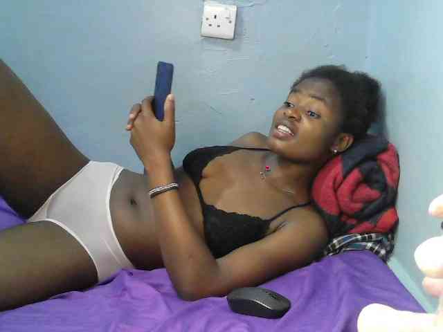 sweet-cherrie webcam