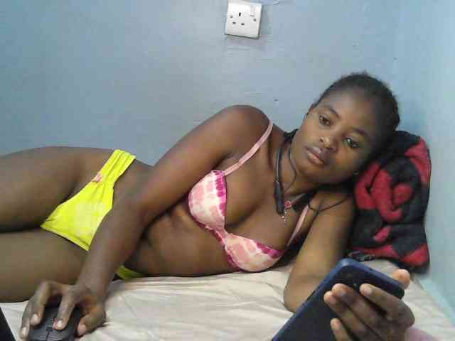 sweet-cherrie webcam