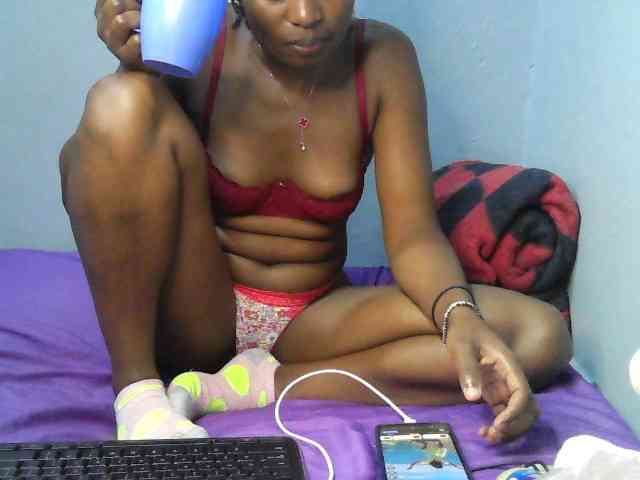 sweet-cherrie webcam