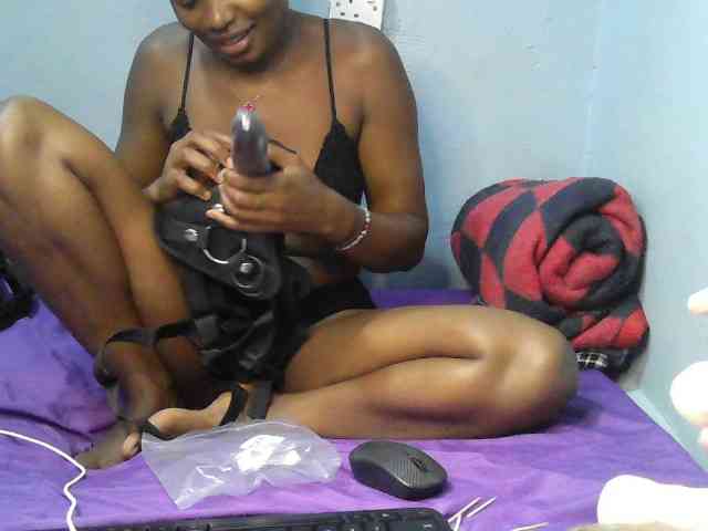 sweet-cherrie webcam