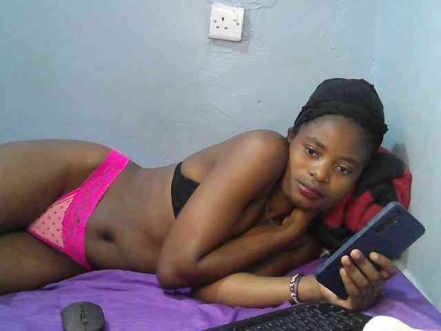 sweet-cherrie webcam