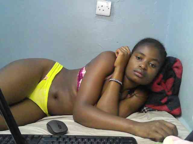 sweet-cherrie webcam