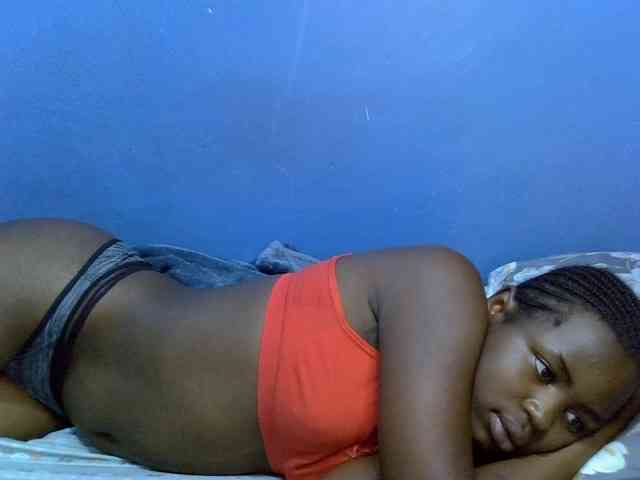 curvy-corazon webcam