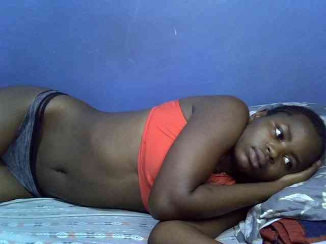 curvy-corazon webcam