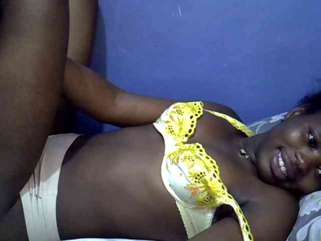 curvy-corazon webcam