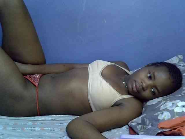 curvy-corazon webcam