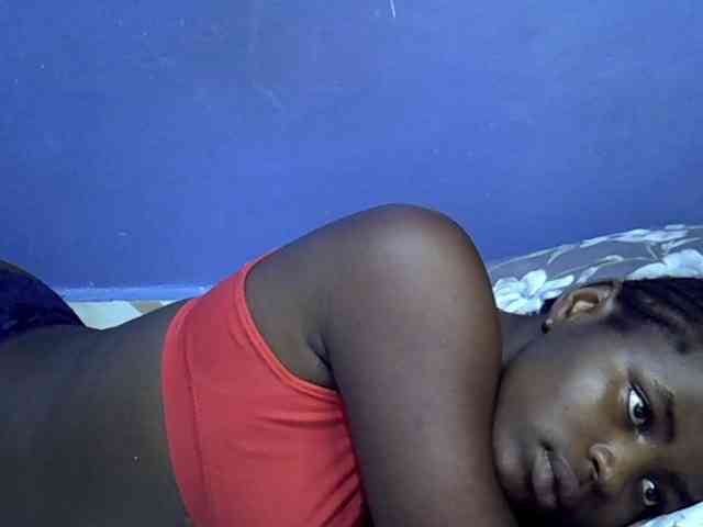 curvy-corazon webcam