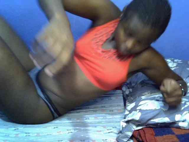 curvy-corazon webcam